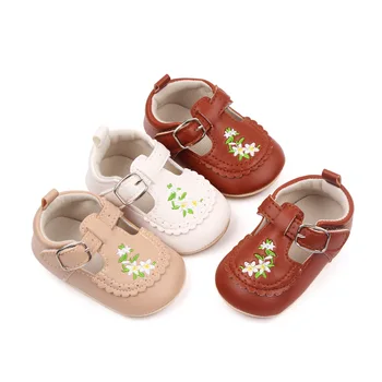 Обувки на принцеса за момиченца от мека изкуствена кожа с бродерия на цветя, нескользящая обувки за първите ходунков, детски обувки за бебета